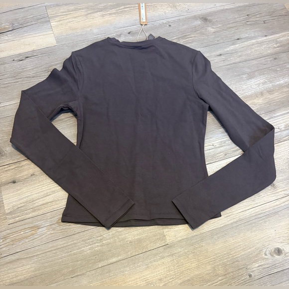 SKIMS Kim Kardashian cotton jersey long sleeve Tshirt small new with tags - Picture 2 of 4